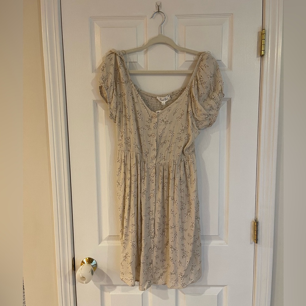 Pink Rose short sleeve dress size L New With Tags